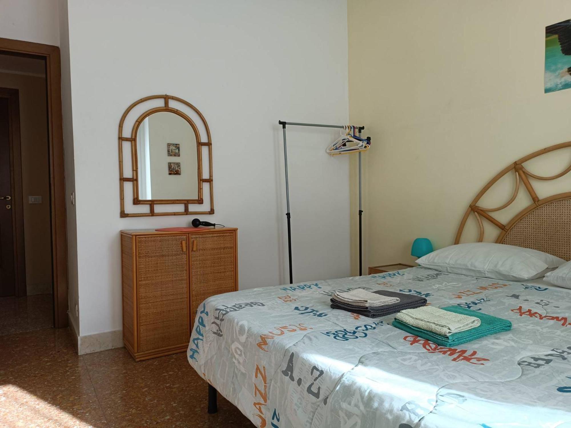 Affittacamere , Rooms Near Trastevere Station Рим Екстериор снимка